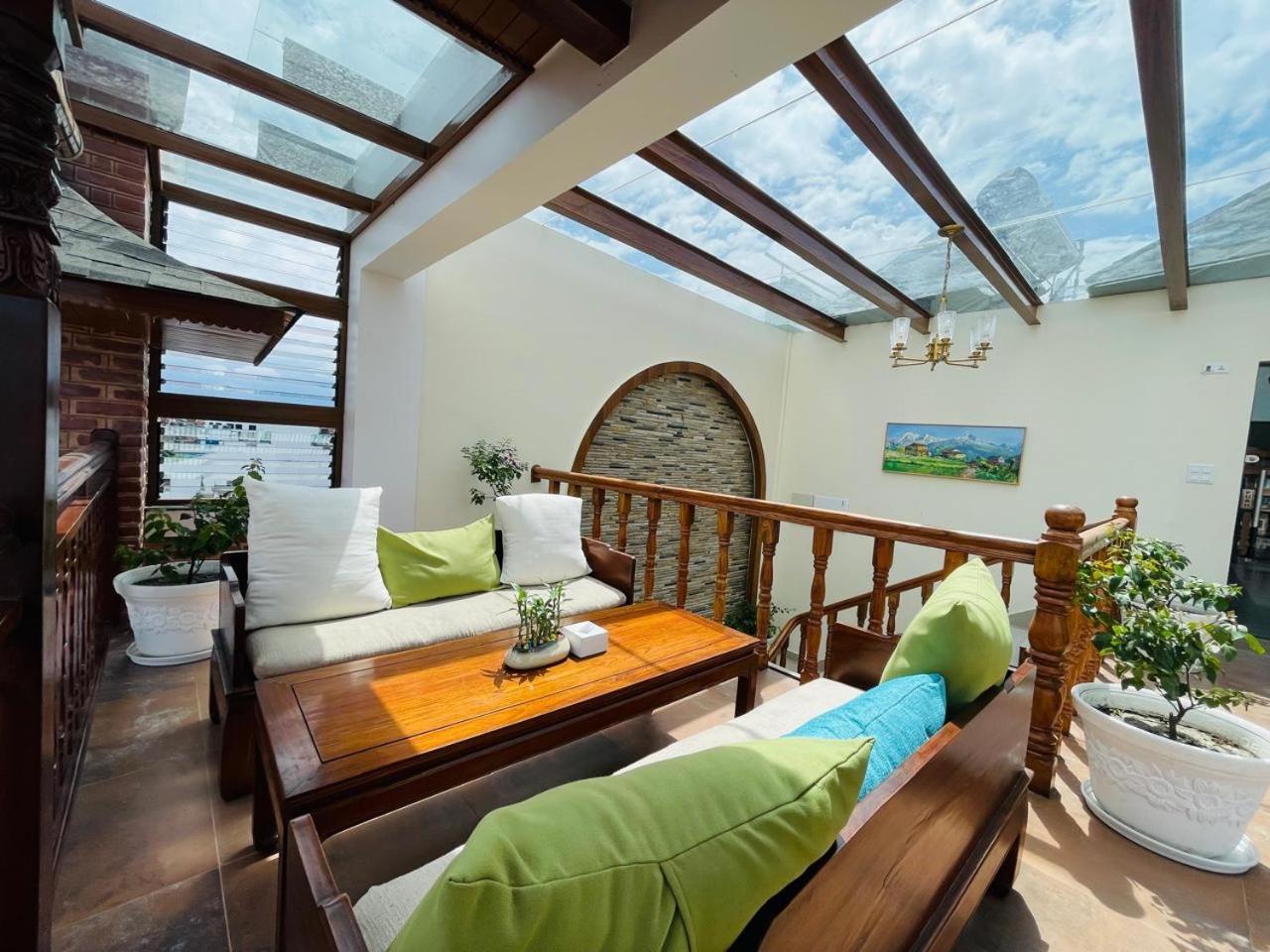 Timber House By Tara Group Hotel Catmandu Exterior foto