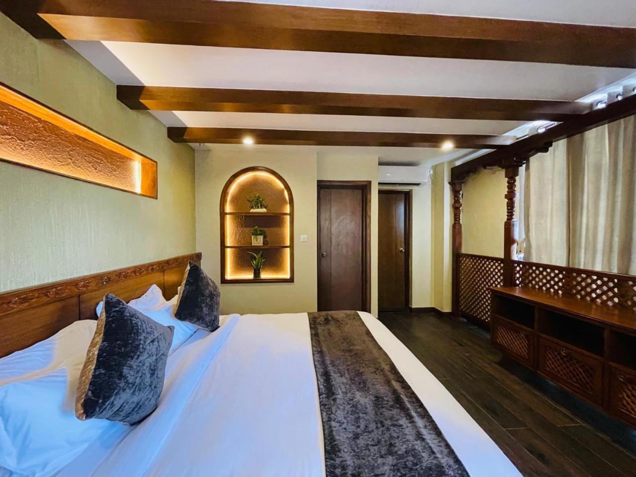 Timber House By Tara Group Hotel Catmandu Exterior foto