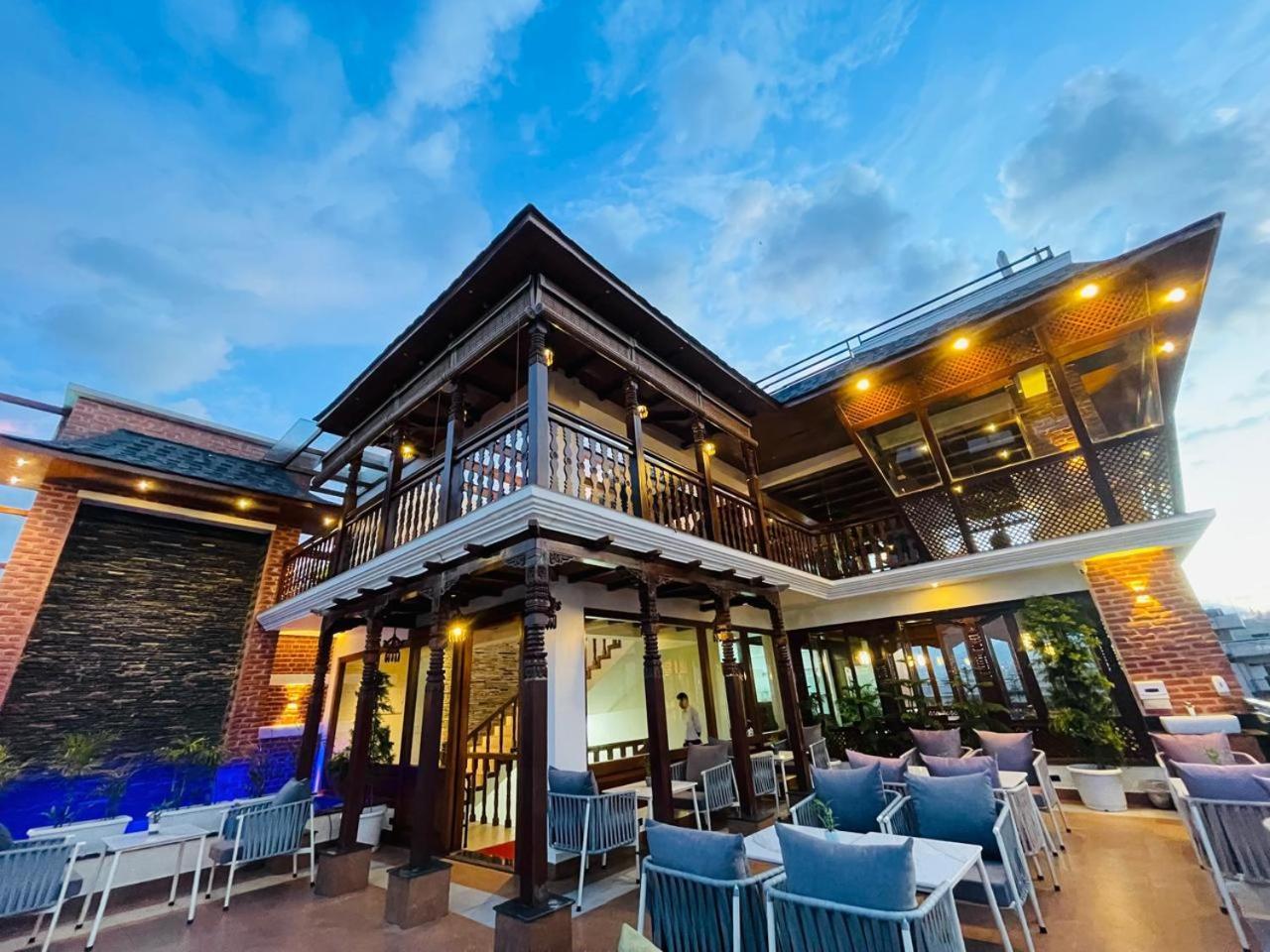 Timber House By Tara Group Hotel Catmandu Exterior foto