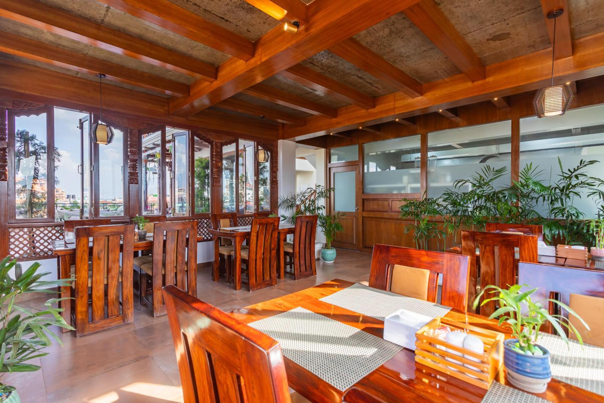 Timber House By Tara Group Hotel Catmandu Exterior foto