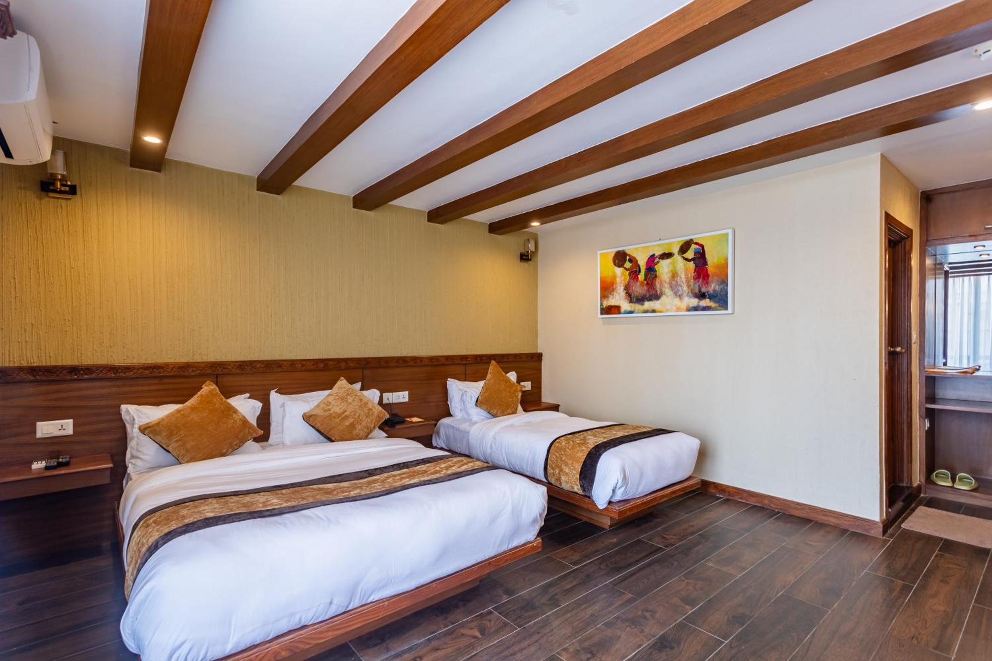 Timber House By Tara Group Hotel Catmandu Exterior foto